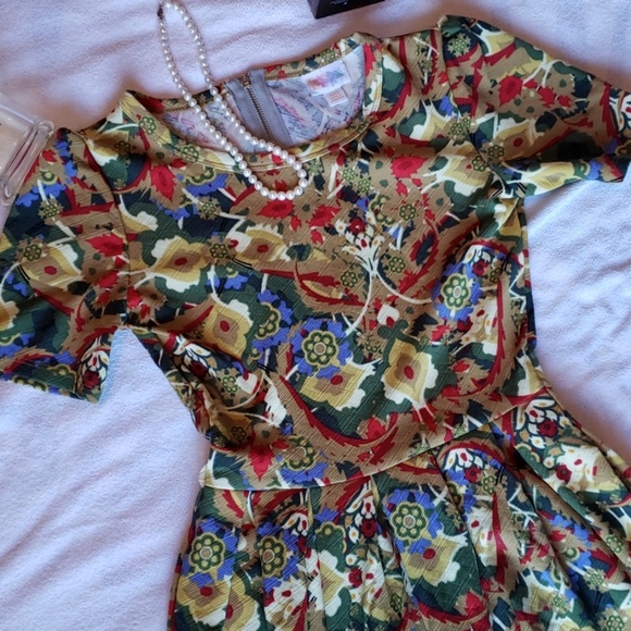 LuLaRoe Dresses & Skirts - ⚡⚡SALE⚡⚡NWOT LuLaRoe Paisley Amelia XXS Dress